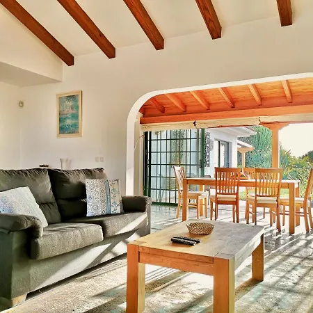 Сasa de vacaciones Nanou House *